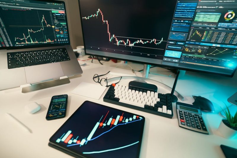 Using Technical Analysis Strategies in Forex Trading